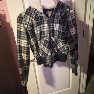 Woman’s cropped jacket